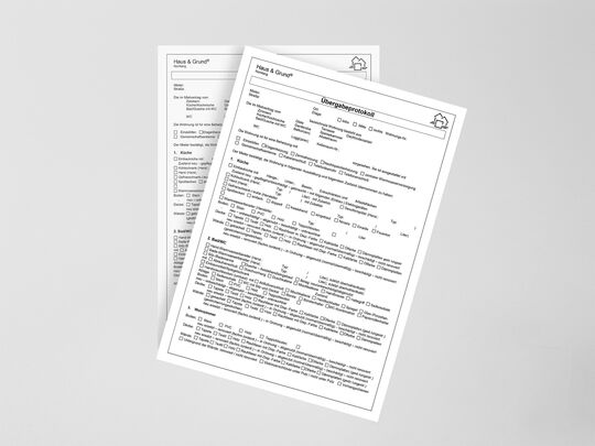 Übergabeprotokoll für Zustand einer Mietwohnung bei der Schlüsselübergabe, versandbereit.